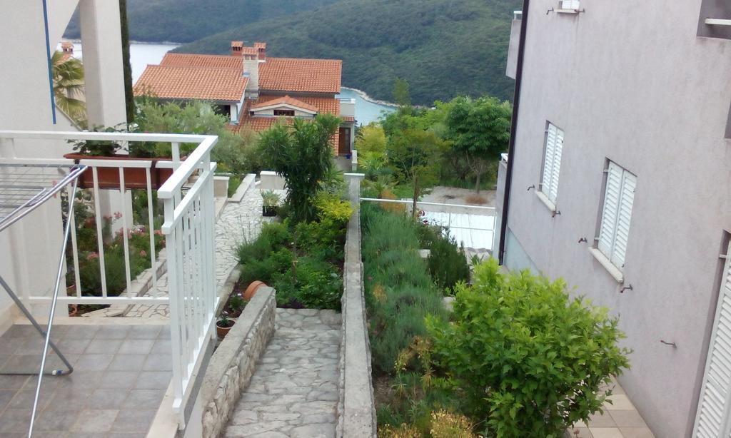Apartments Mare Losinjska 16 Rabac Kamer foto