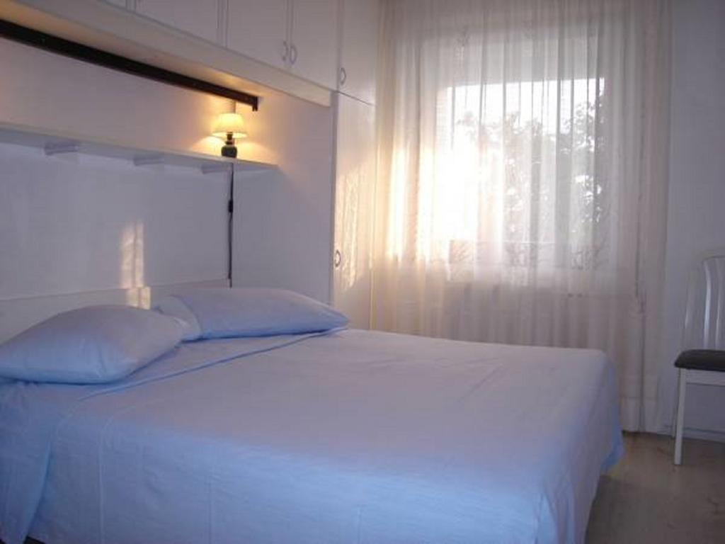 Apartments Mare Losinjska 16 Rabac Kamer foto