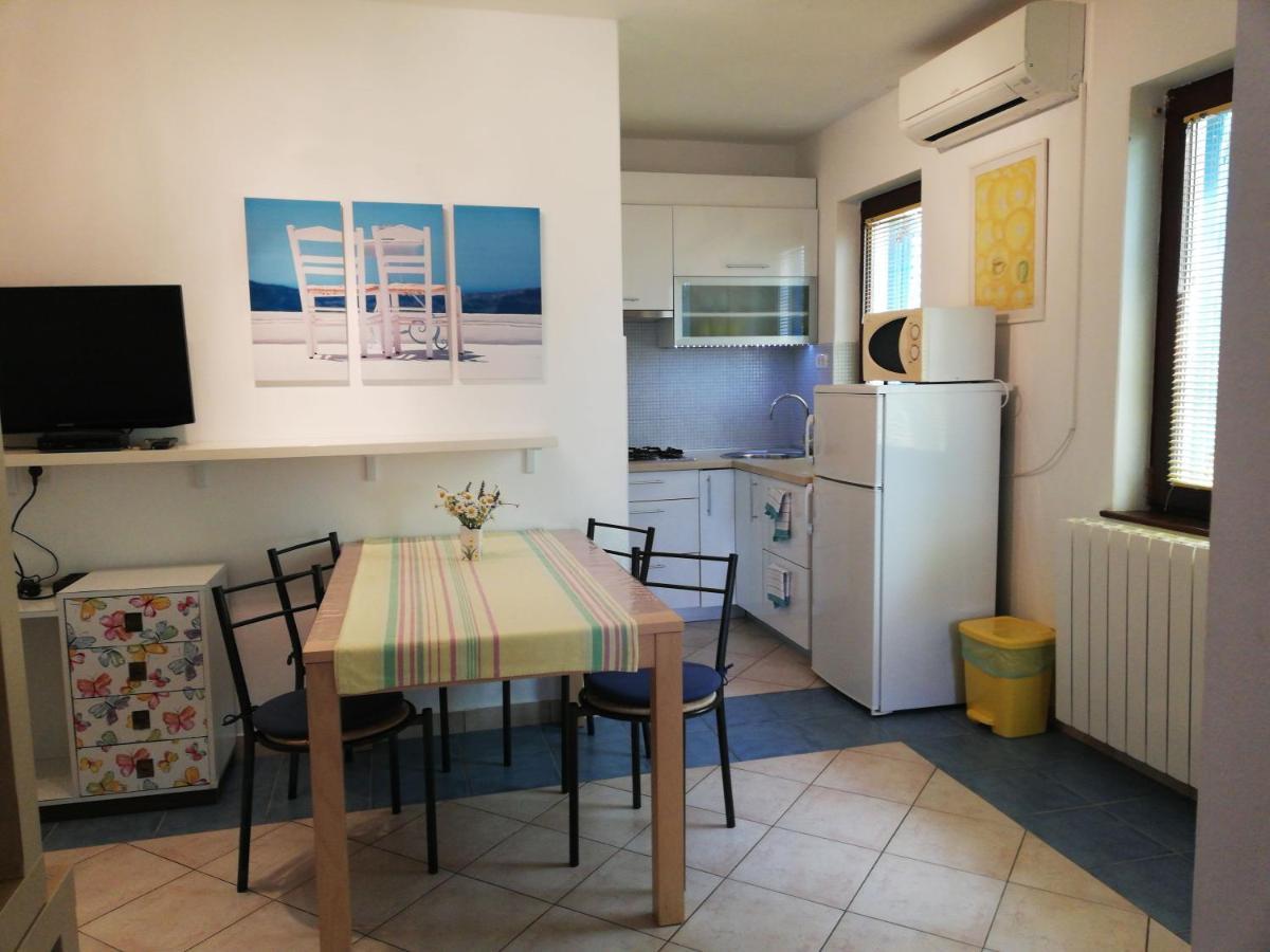 Apartments Mare Losinjska 16 Rabac Buitenkant foto